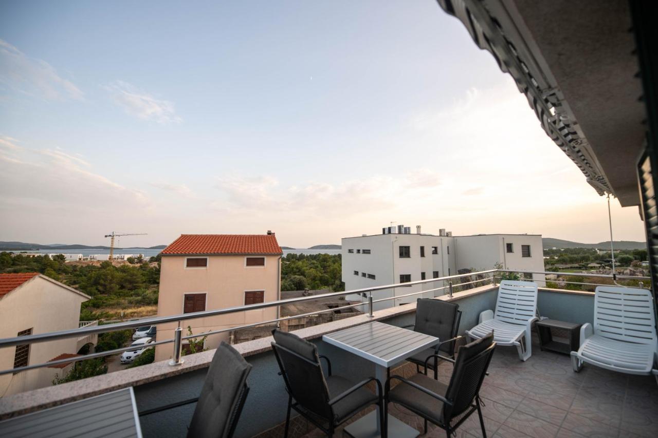 Sunny Beach Apartments Šibenik Exterior foto